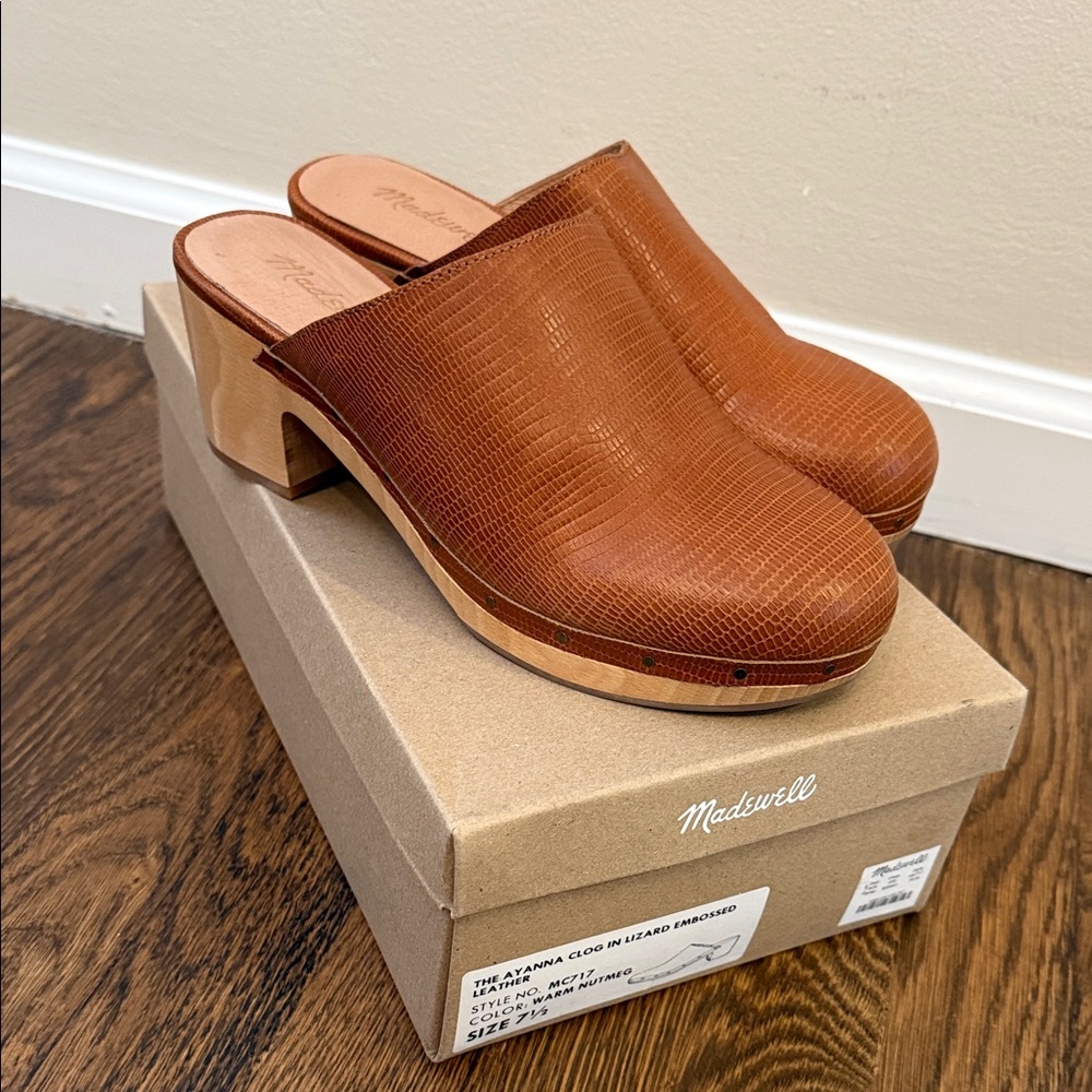 🆕 Madewell Leather Clogs